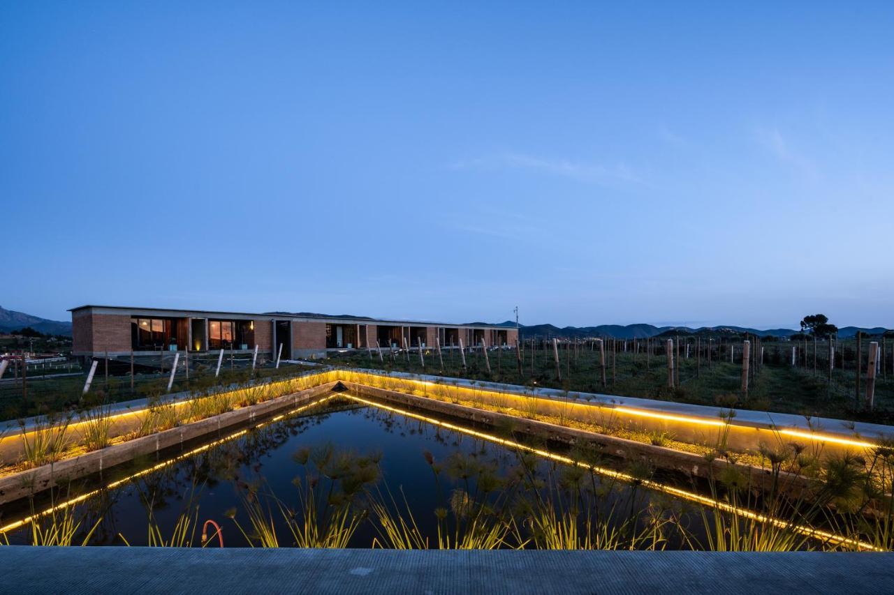Santulan Bed & Breakfast บาเย เด กัวลาลูเป ภายนอก รูปภาพ