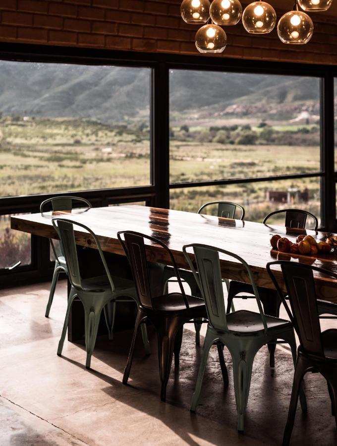 Santulan Bed & Breakfast บาเย เด กัวลาลูเป ภายนอก รูปภาพ